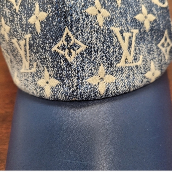 Louis Vuitton Jacquard Denim Cap -Adjustable Straps - Picture 4 of 9